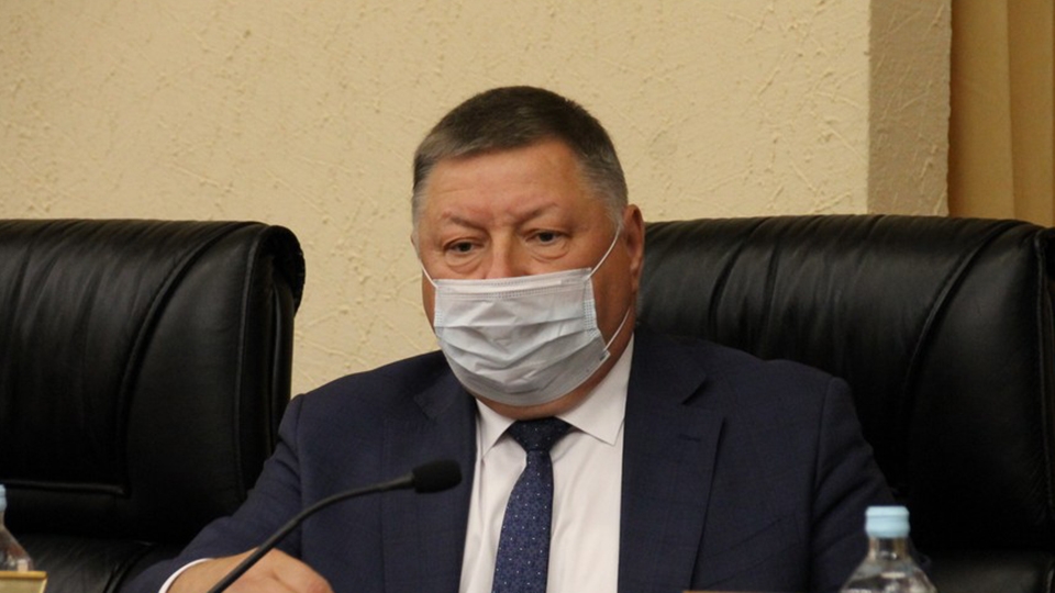 Александр Романов: "Продолжаем решать проблемы с жильем детей-сирот"