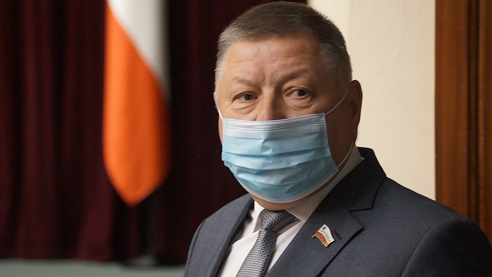 Спикер облдумы Александр Романов пошел на поправку