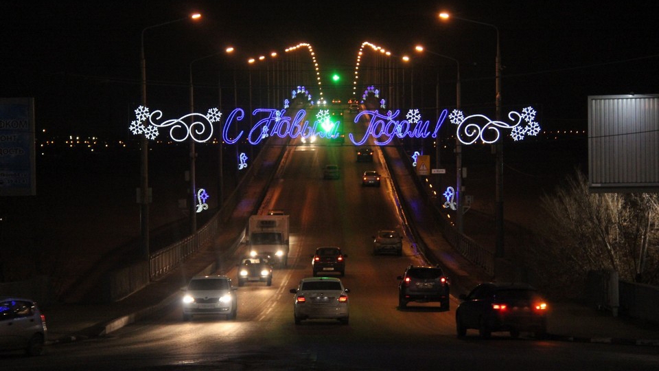 В новогоднюю ночь из Саратова в Энгельс будут ходить автобусы