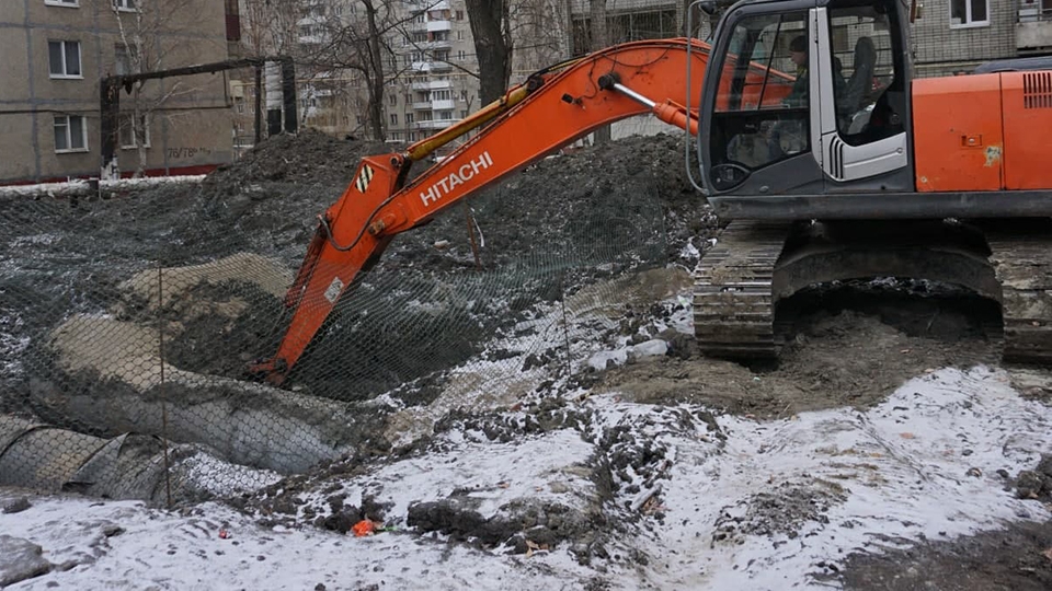 В двух районах Саратова до вечера отключили воду