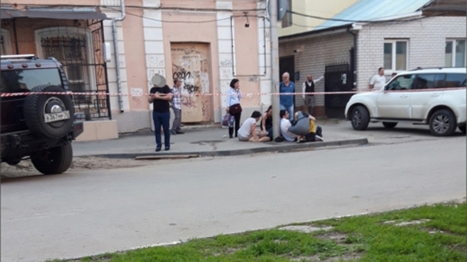 Источник: смерть мужчины в центре Саратова не носит криминальный характер