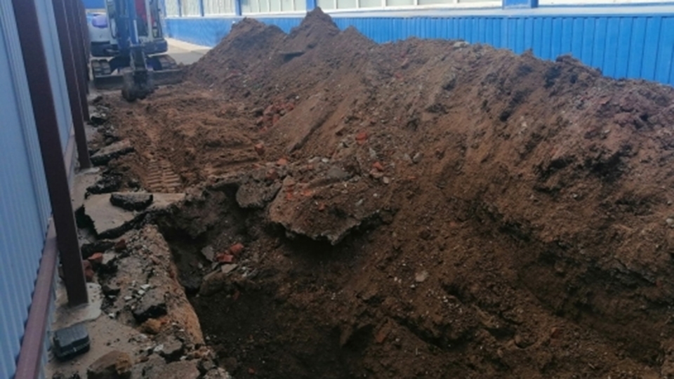Гибель рабочего в траншее у мясокомбината. Возбуждено уголовное дело