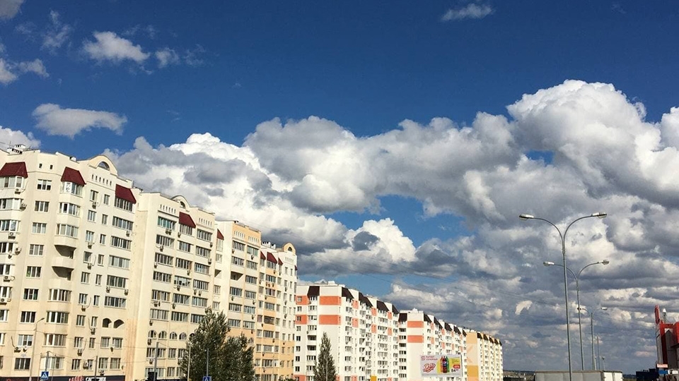Саратовцев ждет один из последних теплых дней года