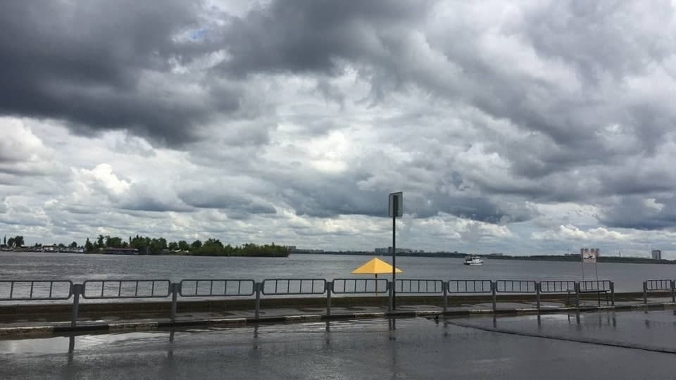 МЧС предупреждает саратовцев об усилении ветра