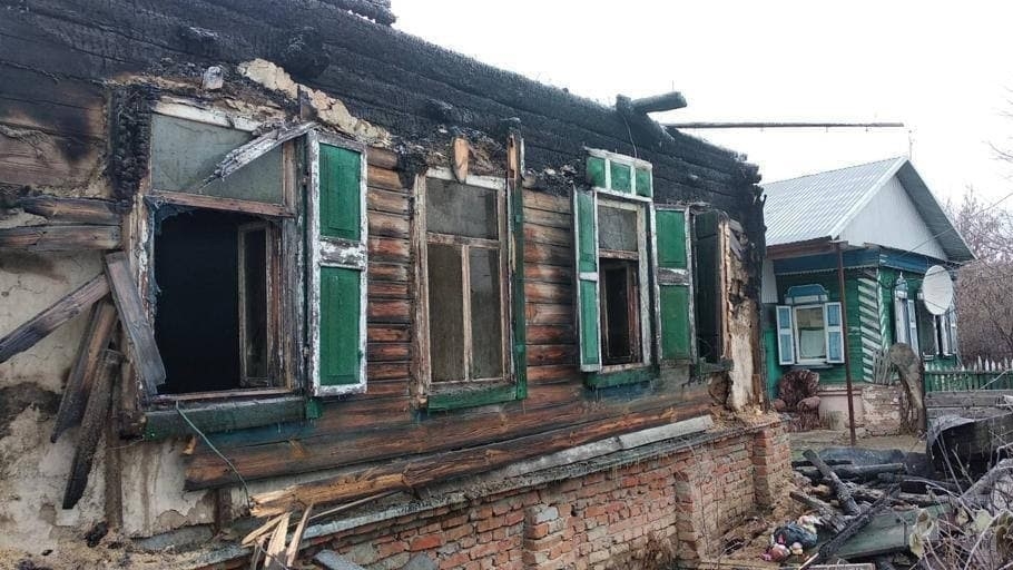 В Синодском сгорел деревянный дом