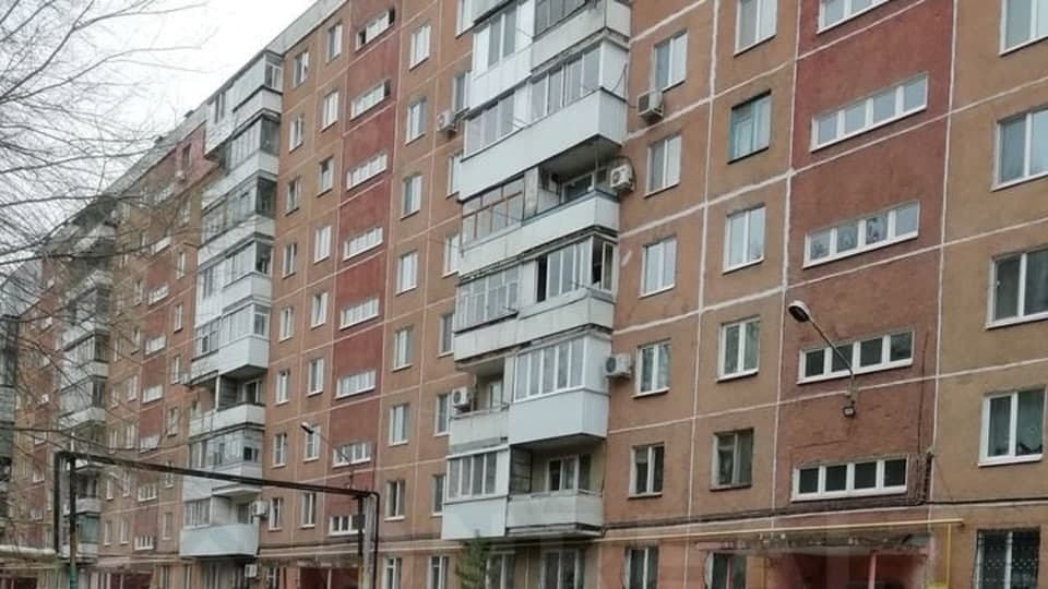 В Ленинском районе 84-летний мужчина разбился при падении с девятиэтажного дома