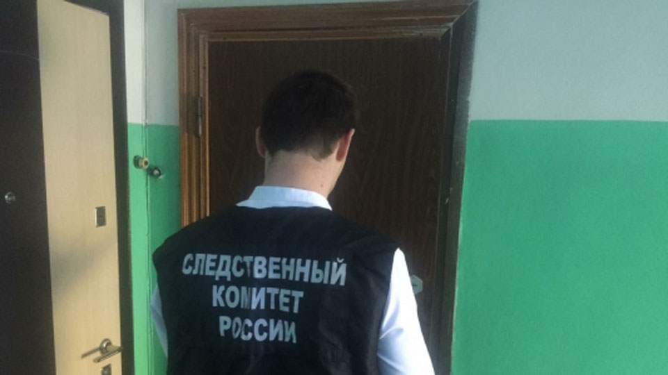 Спасатели нашли в квартире гниющий труп пенсионерки