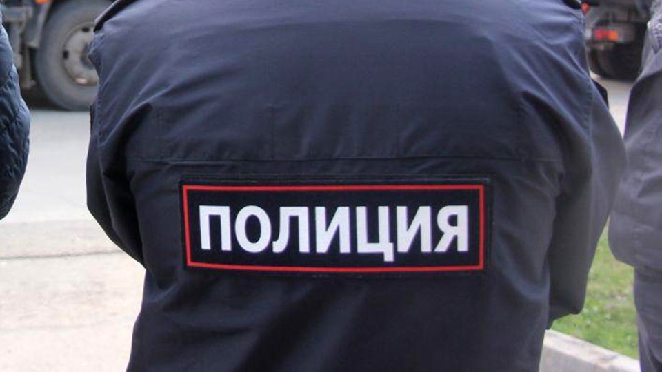 Саратовский патрульный избил гражданина в отделе полиции