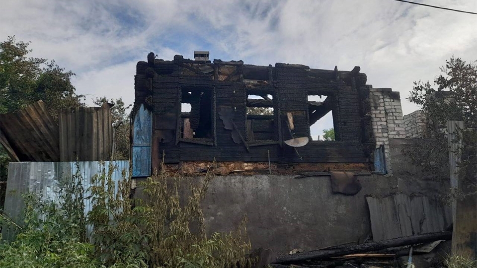 Саратовец поссорился с сожительницей и поджег дом