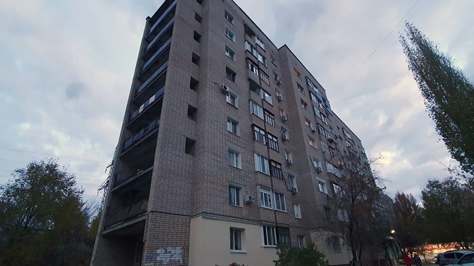 В Ленинском районе мужчина погиб при падении с девятиэтажки