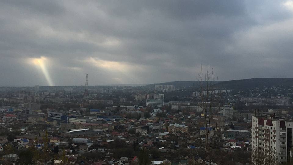 Саратовцам обещают ветреное воскресенье
