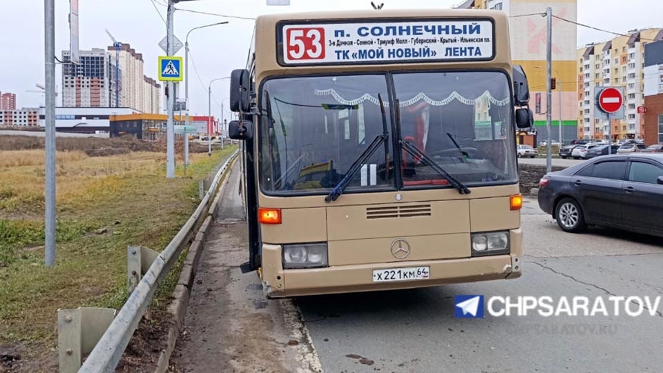 В Саратове после ДТП избили водителя 53-го автобуса