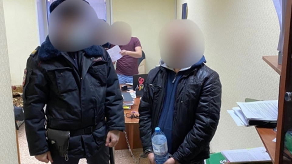 Саратовец убил сожительницу 23 ударами ножа в шею и голову. Приговор