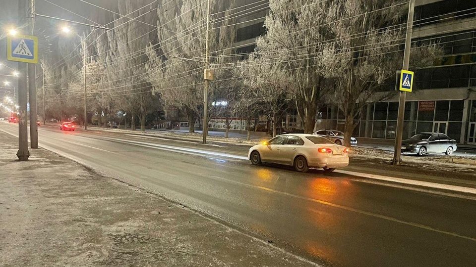 На проспекте в Ленинском районе иномарка сбила пешехода