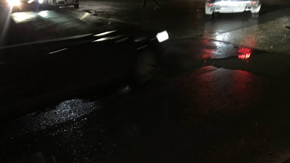 В Энгельсе пьяные мужчины уехали из кафе на чужой "шестерке"