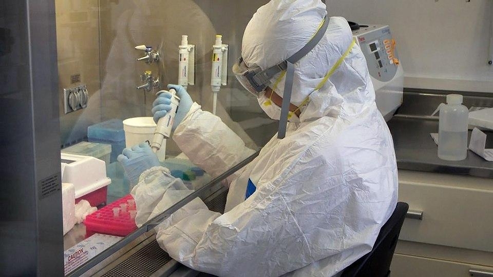 За сутки заболеваемость ковидом вновь немного выросла