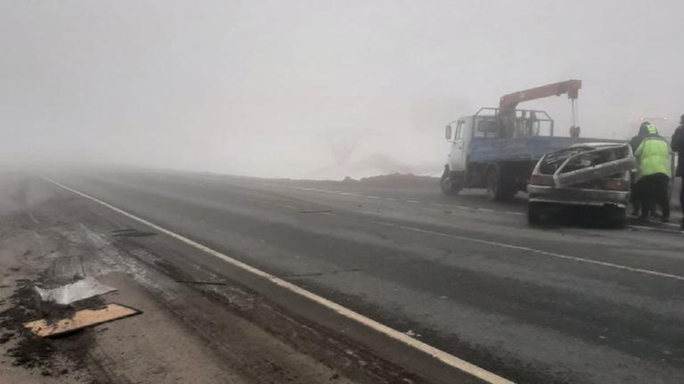 Молодой водитель госпитализирован после встречи с "Бычком"