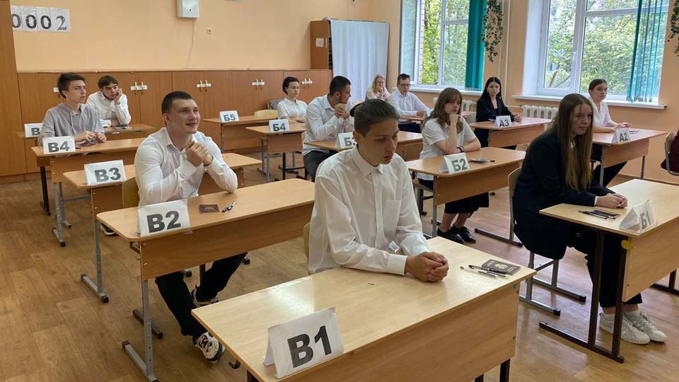 ЕГЭ по физике и истории выбрало равное число саратовских выпускников