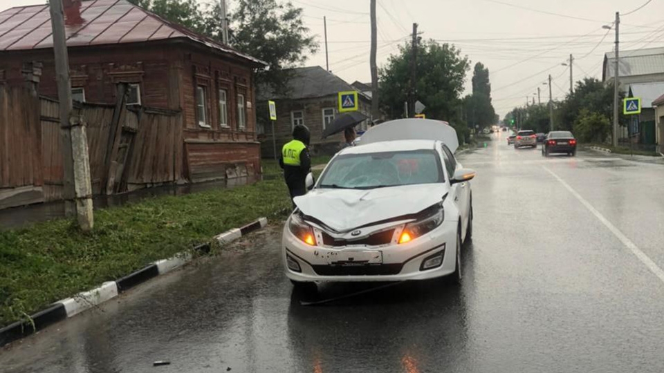 "Оптима" насмерть сбила женщину