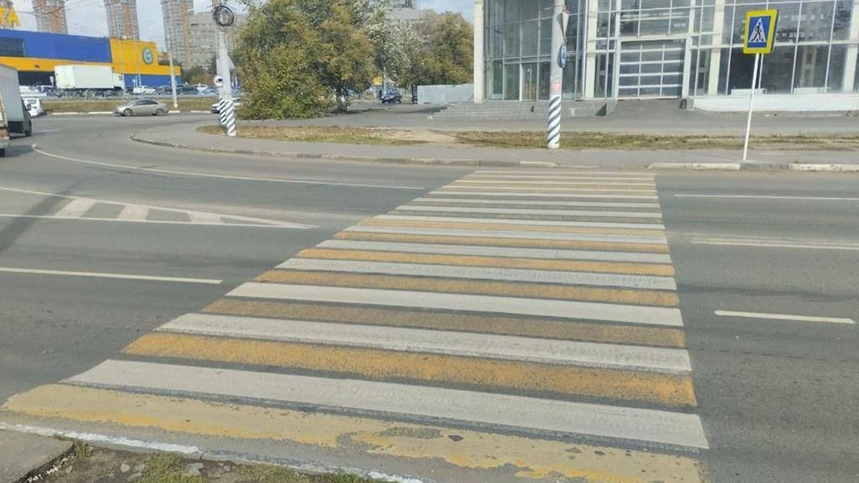 Сбил в Энгельсе ребенка и скрылся. Водителя "Мерседеса" лишили прав