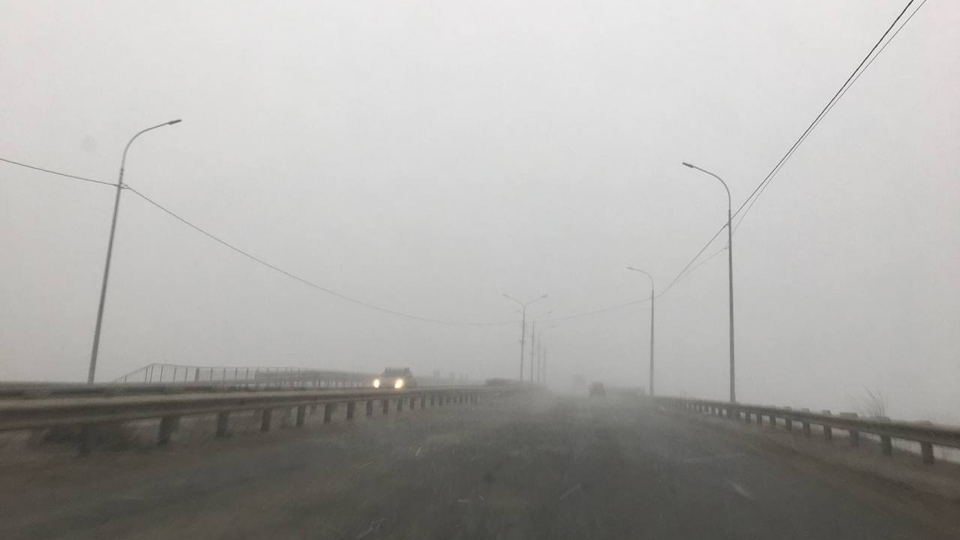 Туман. ГИБДД напоминает саратовцам об опасности на дорогах