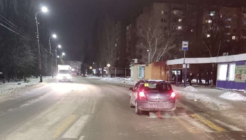В Балакове автоледи на "Опеле" сбила женщину-пешехода