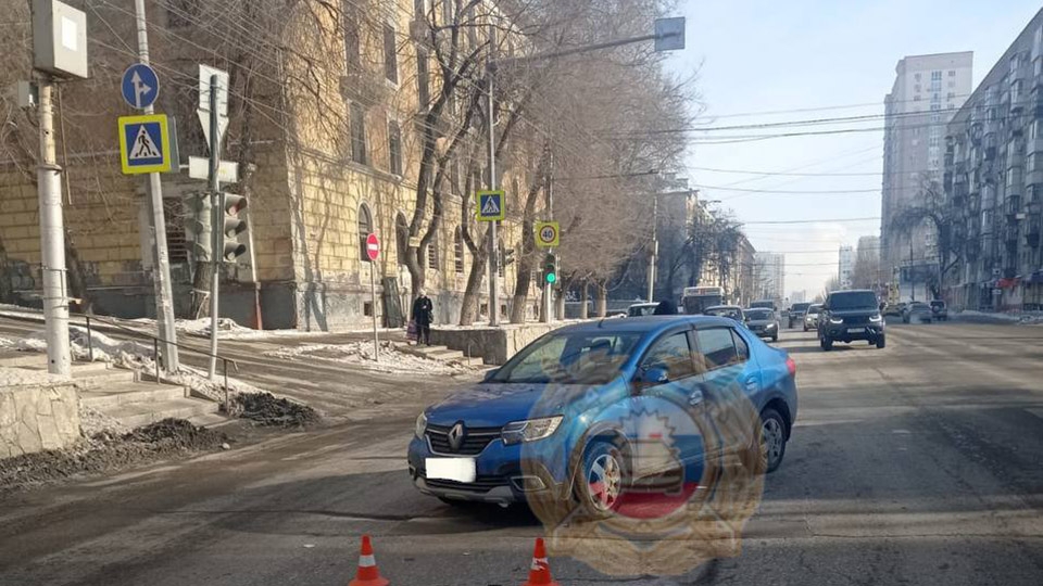 На Чернышевского "Логан" сбил 20-летнюю девушку