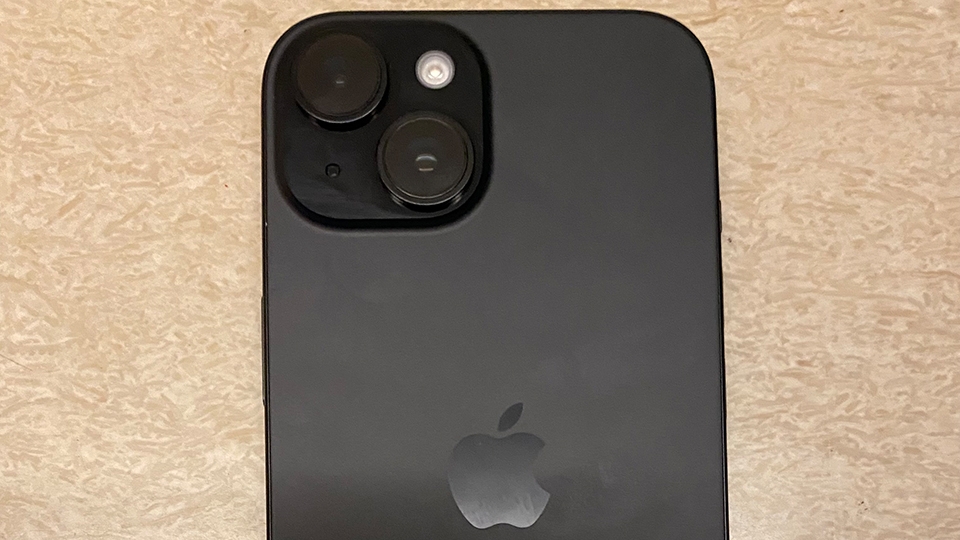 В Саратове стажер пункта выдачи заказов украл со склада iPhone 15