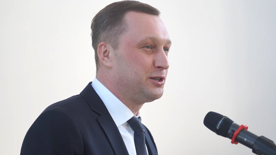 Губернатор предупредил "Саратовгражданпроект" о сокращениях и смене названия