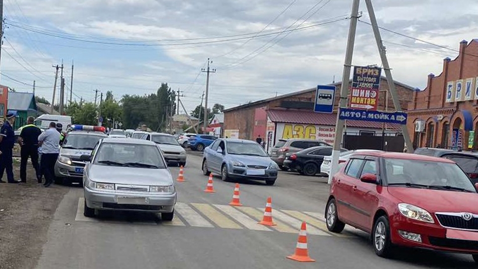 Пожилой водитель "десятки" сбил ровесницу на пешеходном переходе