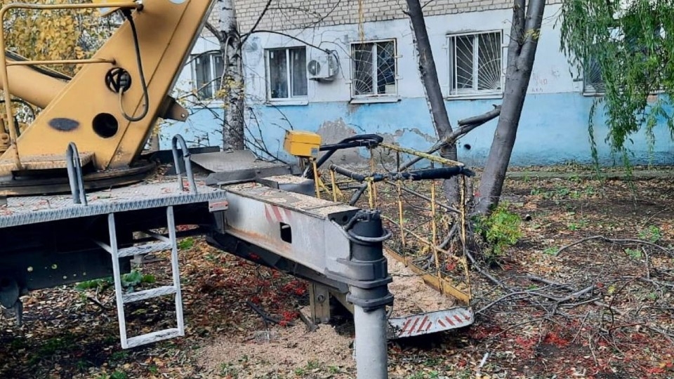 Отрыв люльки. За гибель рабочего условным сроком наказали главного инженера
