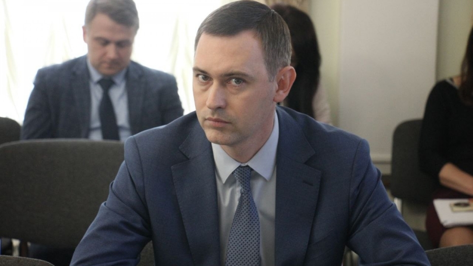 Максим Леонов покинул мэрию Саратова и перебрался "за речку"