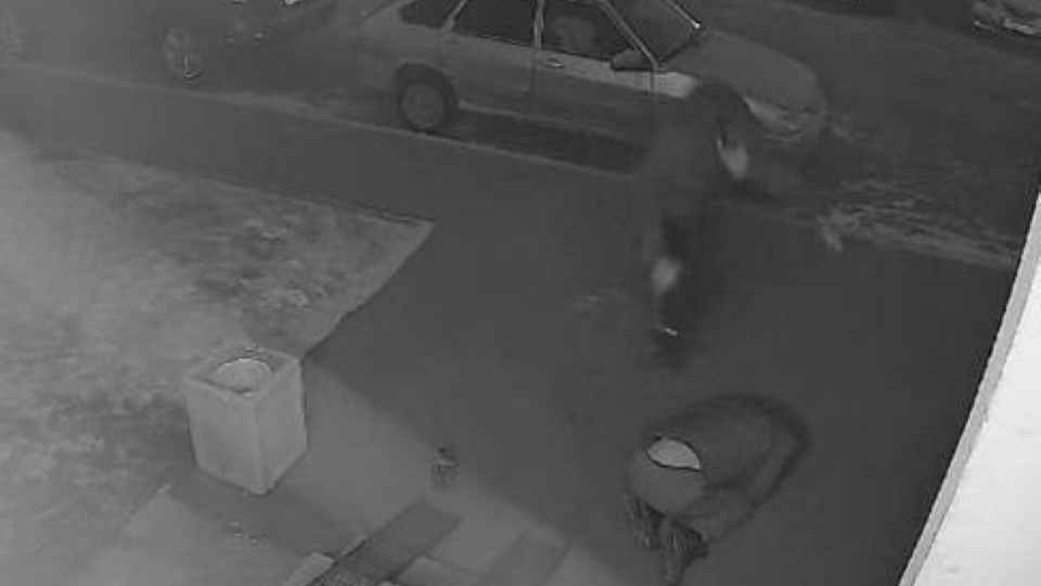 В Балакове пьяный подросток до полусмерти избил прохожего