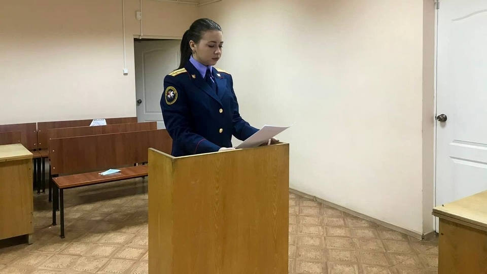 Жителя Энгельса осудили за убийство собутыльника и кражи