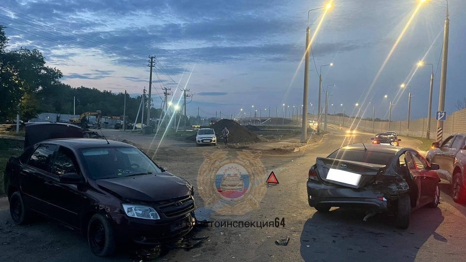 В массовом ДТП в Саратове пострадали два человека