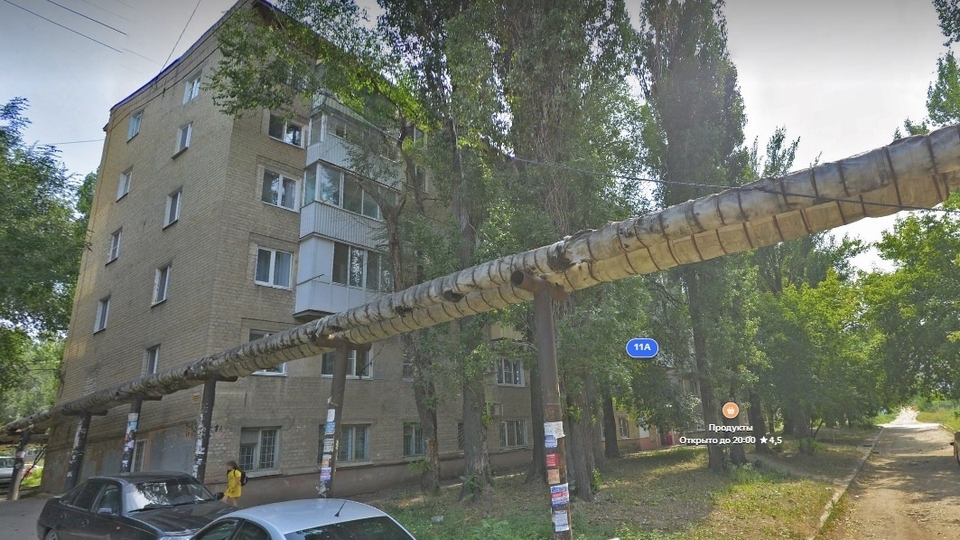 На Московском шоссе разбилась упавшая с четвертого этажа женщина